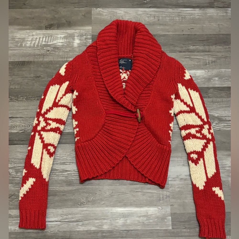 American Eagle Red Sweater Chunky Wrap Toggle sweater size small